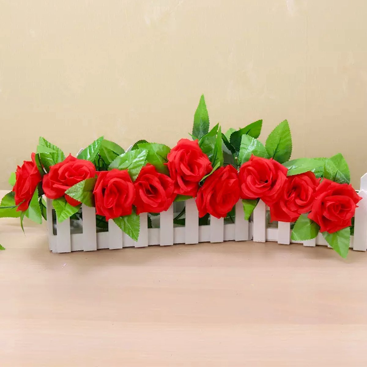 Bloemenslinger met 9 Rozen Rood - Stijlvolle Bloemenstreng voor Decoratie, Fietsmand of Stuur - 240 CM Bloemen - Plastic Kunstbloemen Fiets Slinger