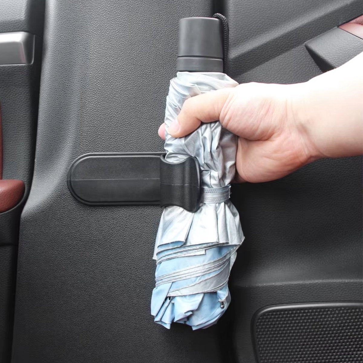 Auto Paraplu Houder Clip - Zelfklevend en Ruimtebesparend - Auto Organisator voor Alle Automerken - Universeel - Zwart