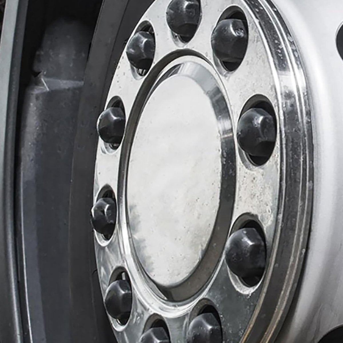 Vrachtwagen Wielmoerdoppen Zwart - 100 Stuks - 60 mm x 33 mm - Kunststof - Wiel Moer Cover Caps - Bescherming Voor Wielmoeren - Wieldoppen - Geschikt Voor Vrachtwagen / Trucks / Aanhanger / Bus / Trailer - Voertuig accessoires