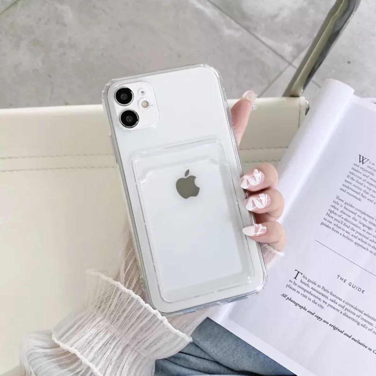 Transparant Hoesje met Kaarthouder - Geschikt voor Apple iPhone 12 Pro Max - Doorzichtige Shockproof Case met Pasjeshouder - TPU Hoes met Vakje voor Pasje - Card Case