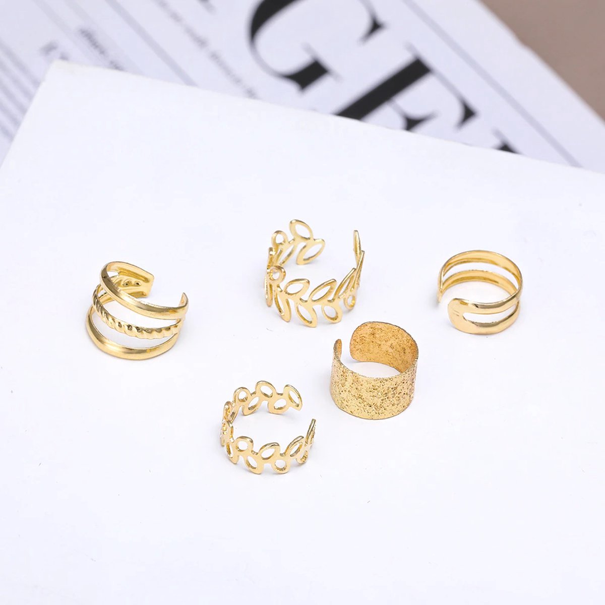 Set van 5 - Fake Helix Goud - Nep Piercing - Klem Oorbellen Oorpiercing - Nep Helix - Ringetje Goud - Metaal