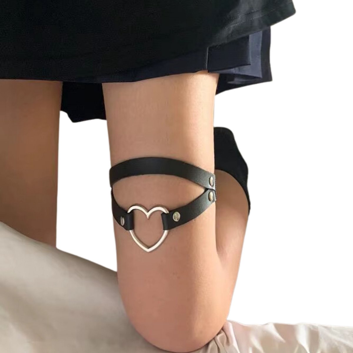 Sexy Garter Belt voor Dames – Kunstleer - Hartje - Bovenbeen Strap met Hart – Erotisch Kousenband Harnas - One Size