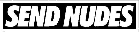 Autosticker - Send Nudes - Grappige Auto Sticker Wit - Hoogwaardig Vinyl - Autostickers Wrap Folie - universeel/alle automerken