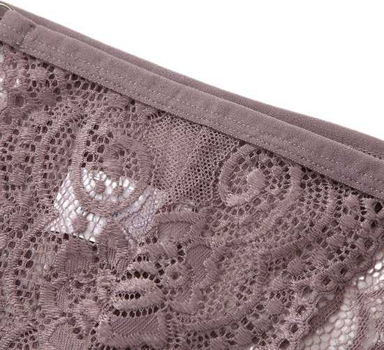 Luxe Dames String met Kant - 2 Stuks - Nude & Rood - Intieme Lingerie Dames / Ondergoed Set Vrouw - High Waist - Maat M