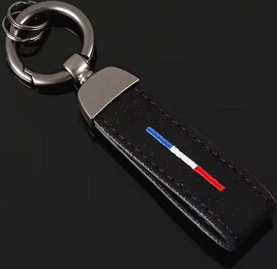 Alcantara Auto Sleutelhanger - Franse / Nederlandse Vlag - Vlag Frankrijk / Nederland - Dutch Flag Keychain - Zwarte Suede Strap - Hanger in Mat Antraciet - Keychain Sleutel Hanger Cadeau - Auto Accessoires