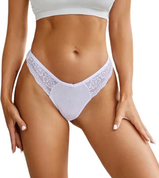 3 Pack - Sexy Dames String - Ribstof en Kant - Rood, Wit en Zwart - Dames Lingerie / Ondergoed - 95% Katoen - Maat M