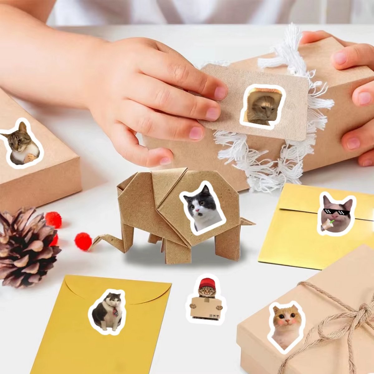 Grappige Kattenstickers op Rol – 500 Stuks | Katten Memes & Cute Stickers | Zelfklevende Stickers voor Scrapbooking, Laptop, Telefoon & DIY