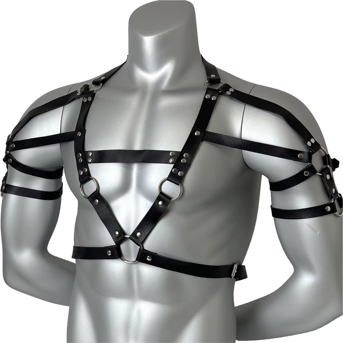 Sexy Heren Harnas Bovenlichaam – Verstelbaar Bondage Harnas - Kunstleer met Ringen – One Size - Erotiek & Bondage - Riem Voor Mannen - BDSM Sex Toys