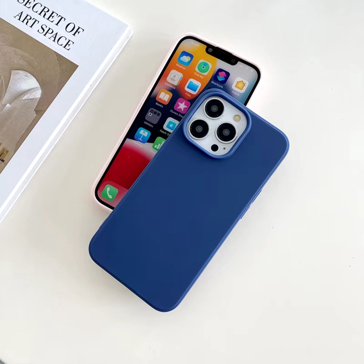 Hoesje Blauw - Geschikt voor Apple iPhone 16 Plus / 16+ - Stevige Shockproof Case - TPU Cover met Siliconen Touch - Backcover Telefoonhoesje