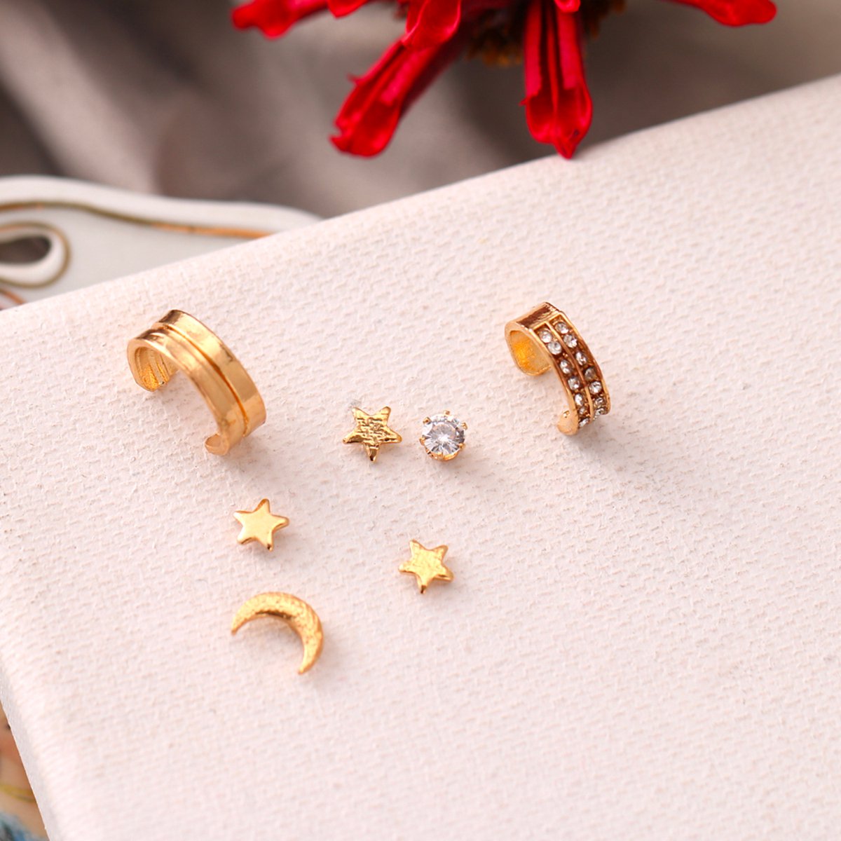 [OUT] Set van 7 - Oorbel en Fake Helix Goud - Maan en Sterren - Nep Piercing - Oorbellen Oorpiercing - Nep Helix - Ringetje Goud - Metaal
