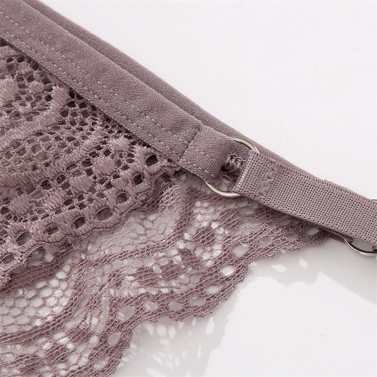 [EOL] 3 Pack - Luxe Dames String met Kant - Rood, Nude & Wit - Sexy Lingerie Dames / Ondergoed Set Vrouw - High Waist - Maat M