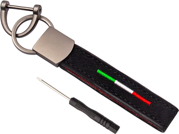 Luxe Alcantara Auto Sleutelhanger - Italiaanse Vlag - Past bij Italiaanse Auto's / Universeel - Zwarte Suede Strap - Hanger in Mat Antraciet - Keychain Sleutel Hanger Cadeau - Italië Auto Accessoires