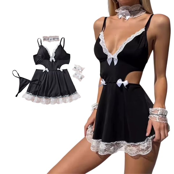 Sexy Schoonmaakster Kostuum Set - 4 Delig Setje - Jurkje, String, Polsbanden en Choker - Maid Rollenspel / Cosplay Lingerie - Dames / Vrouwen Ondergoed - Maat 3XL / XXXL