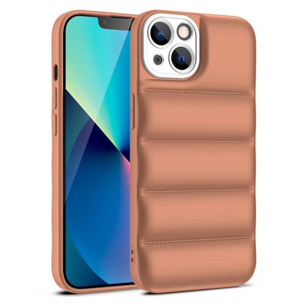 Puffer Case Bruin - Geschikt voor iPhone 13 - Stootvast Hoesje met Camera Bescherming - Winterjas Donsjas Design - Shockproof TPU Back Cover