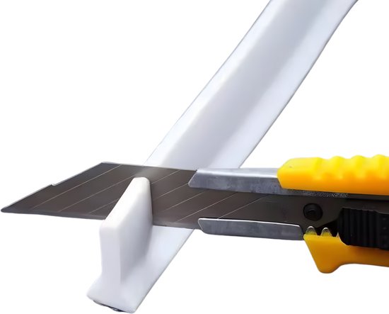 Badkamer Waterbarrière Strip - Douchedrempel 200 cm - Zelfklevende Siliconen Waterstopper - Waterstopper Tegen Waterlekkage - Waterkering voor Douche, Bad en Keuken - Wit