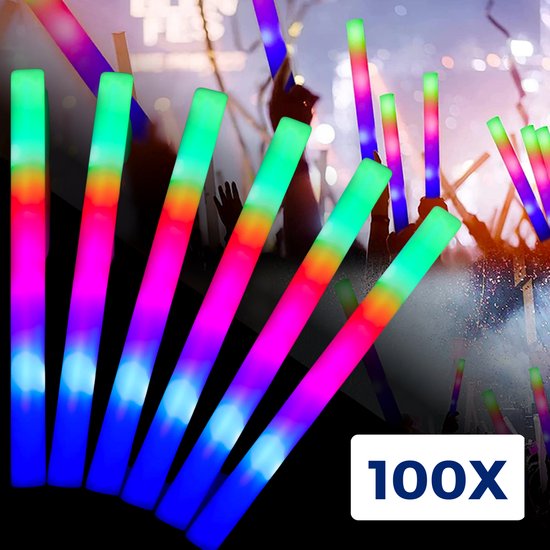 15x Led Foam Sticks - Multicolor Led - Lange Brandduur - Neon Party Sticks - Verjaardag Feest Versiering - Bruiloft Huwelijk - Lichtstaaf - Lampjes Kerst - Glow in The Dark