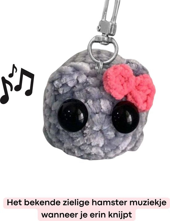 Sad Hamster Sleutelhanger – Met Geluid - Met Bekend Zielig Hamster Muziekje | Knijp & Hoor het Geluid | Pluche, Schattig & Grappig Cadeau - Viral - Knuffel