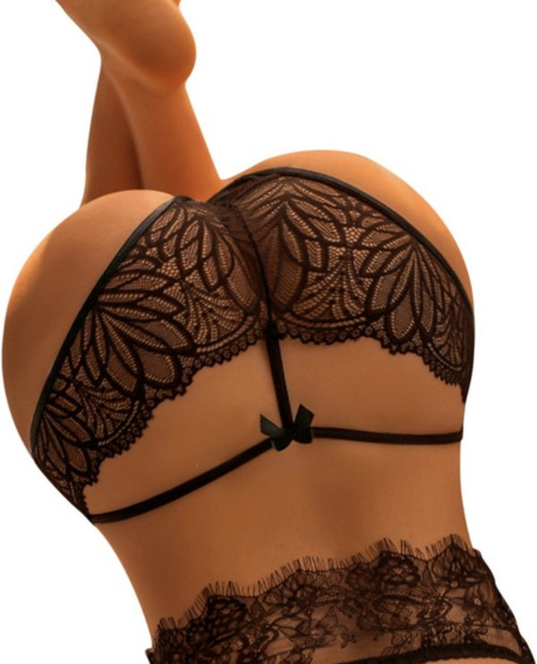 Sexy G String met Kant en Mini Strik - Zwart - Erotisch Design met Kant - One Size - Dames String Open Kruis - Lingerie / Ondergoed