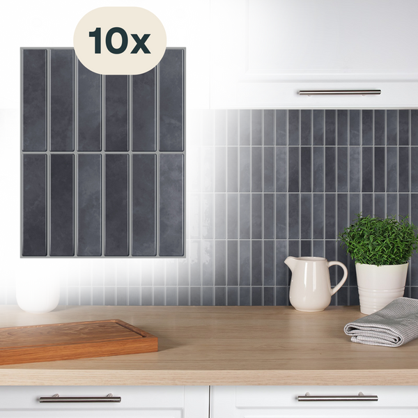 Solusia Zelfklevende Plaktegels - Zwart – 10 Luxe Plaktegels voor Wand – Waterdichte Wandpanelen voor Keuken, Badkamer en Toilet – 25,4 x 20 cm – Makkelijk aan te brengen - Tegeltjes Tegelstickers